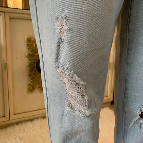 Host Pick! Sequin Smiley Face Patch Distressed Jeans Light Wash Boyfriend Jeans - Picture 12 of 16